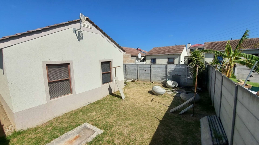 2 Bedroom Property for Sale in Victoria Park Western Cape